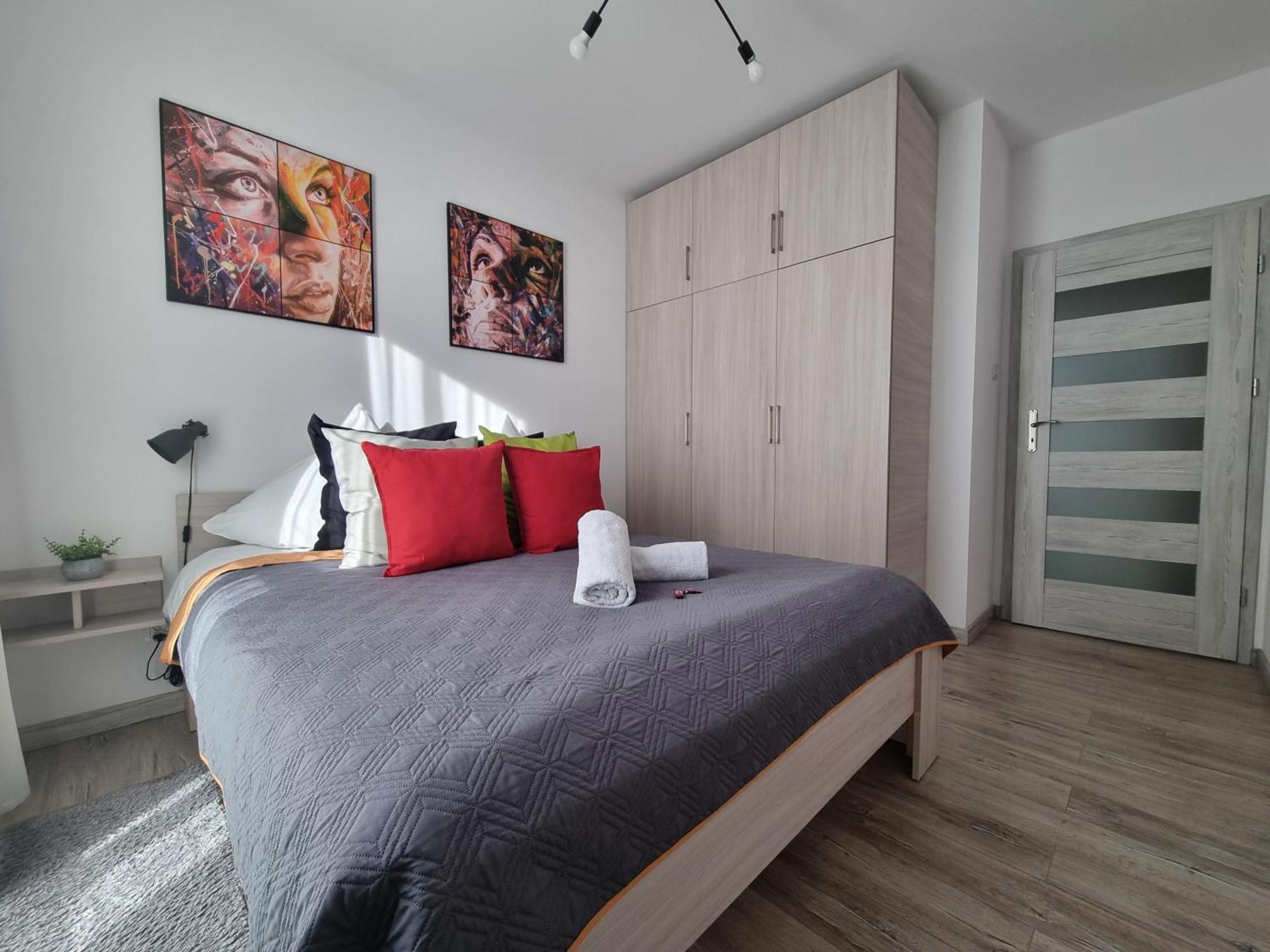 Apartment Q Gold-trzy Pokoje, Manufaktura, Garaz Gratis, Tv Max, Fv, Gwarancja Zadowolenia Lodz (Lodz)