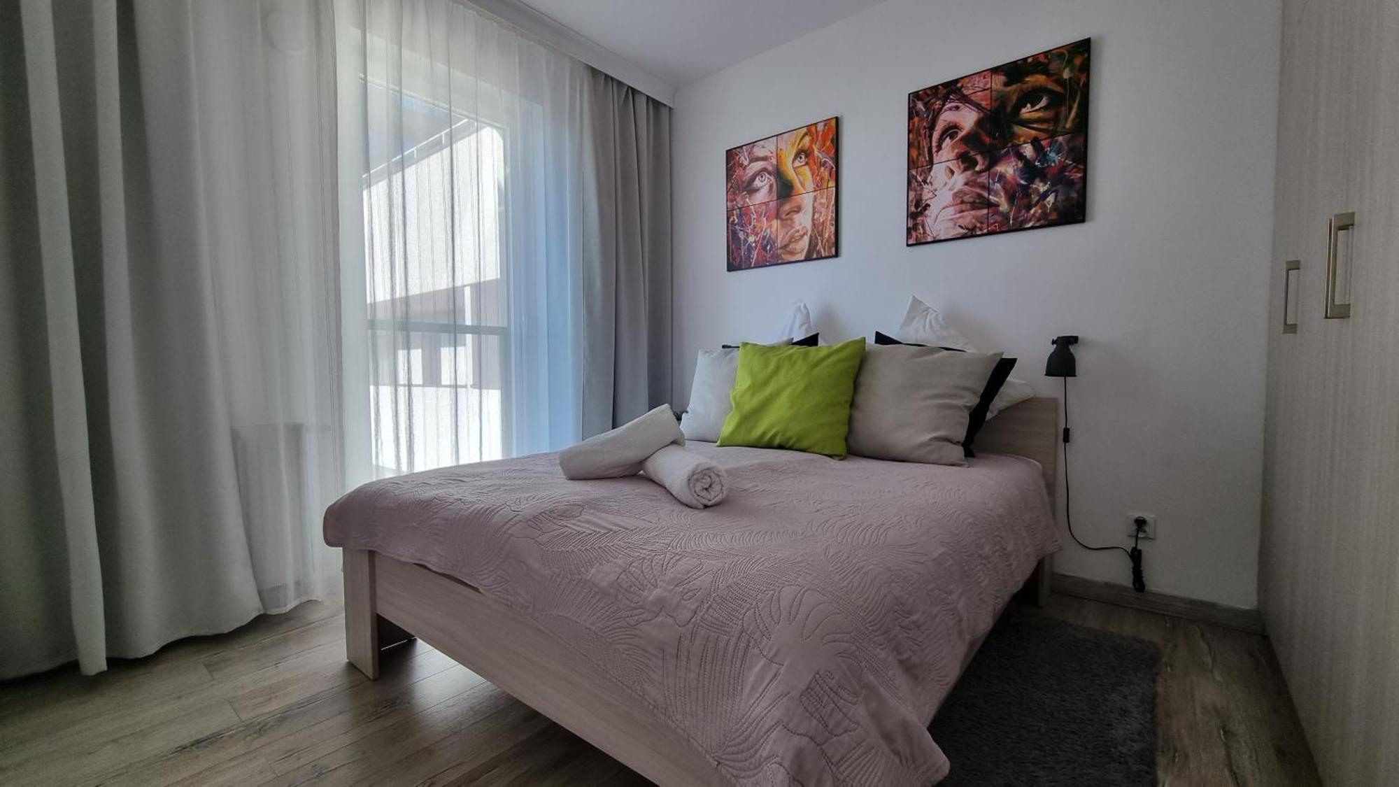 Q Gold-trzy Pokoje, Manufaktura, Garaz Gratis, Tv Max, Fv, Gwarancja Zadowolenia Apartment *
